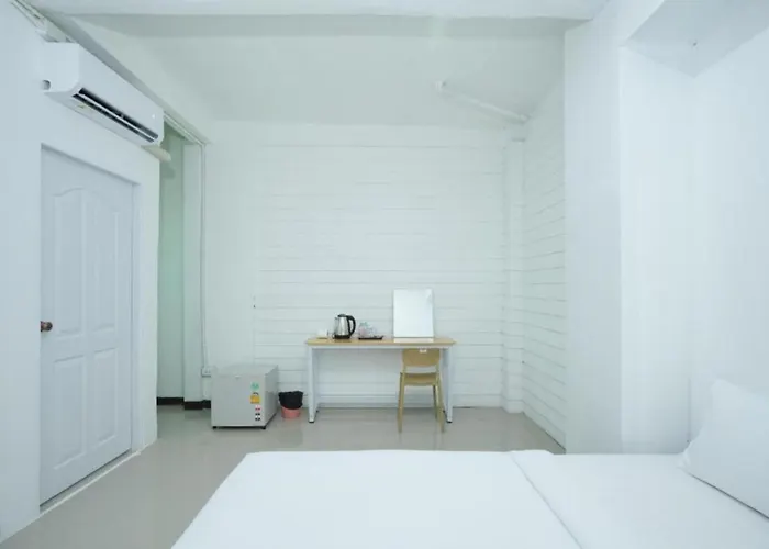 Apartament บ็อบ เฮ้าท์ ข้าวสาร *