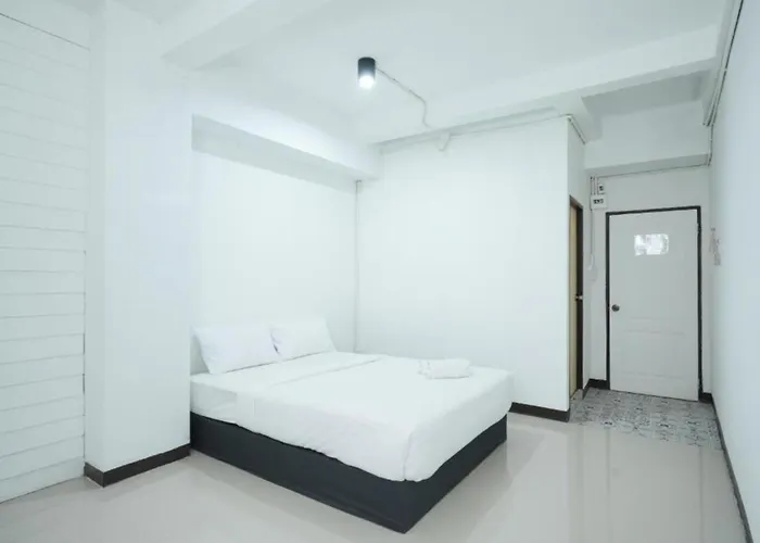 บ็อบ เฮ้าท์ ข้าวสาร Apartament Bangkok