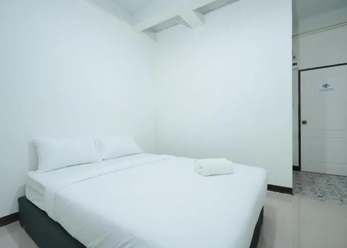 บ็อบ เฮ้าท์ ข้าวสาร Apartament *